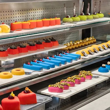 Ramada Plaza 5* Antalya