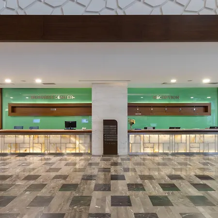 Ramada Plaza Hotel Antalya