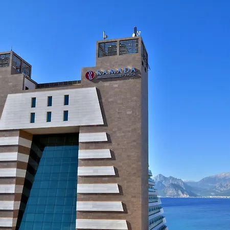 Ramada Plaza