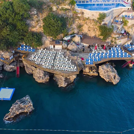 Otel Ramada Plaza 5*