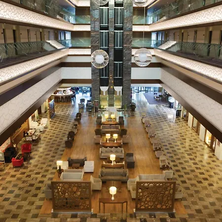 Ramada Plaza 5*