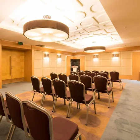 Ramada Plaza 5* Antalya