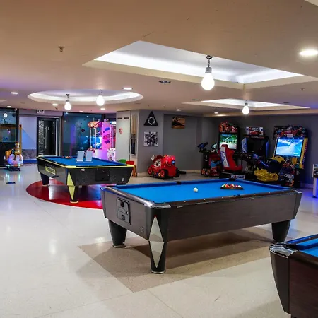 Ramada Plaza 5* Antalya