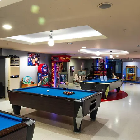 Ramada Plaza
