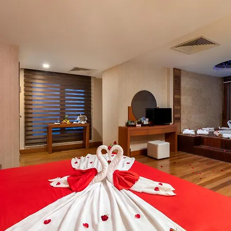 Szálloda Ramada Plaza Antalya