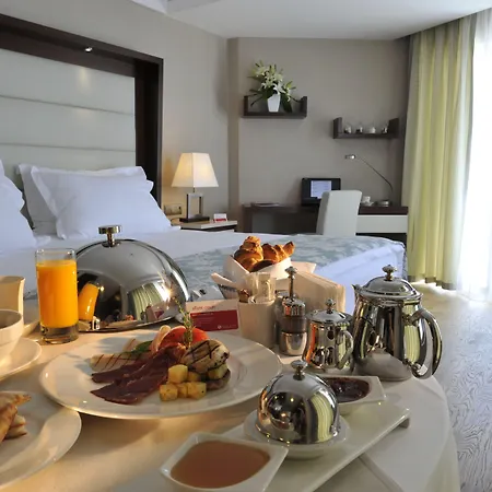 رمادا بلازا انطاليا 5* أنطاليا
