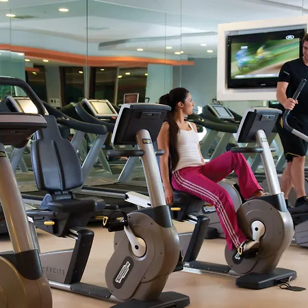 Ramada Plaza Szálloda