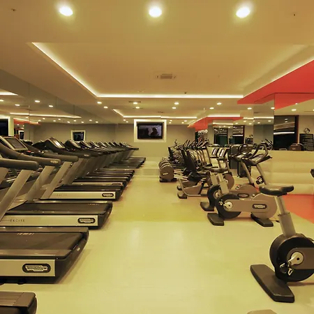 فندق رمادا بلازا انطاليا 5*
