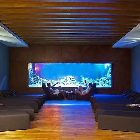 Szálloda Ramada Plaza 5*