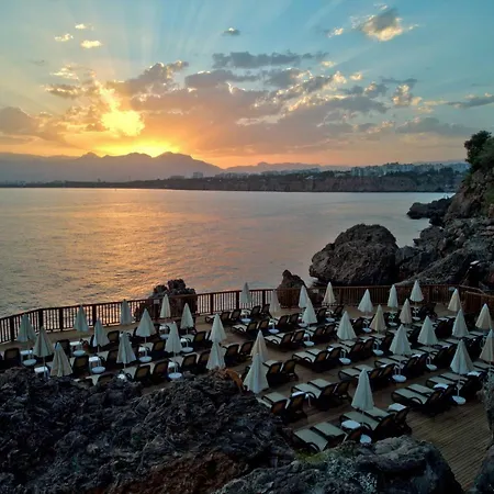 Szálloda Ramada Plaza Antalya